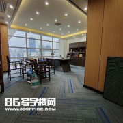 老鹰交易送走核心控卫穆雷  